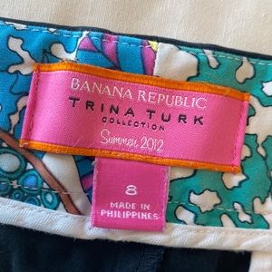 Banana republic Trina Turk collection. Size 8 women’s shorts. Black